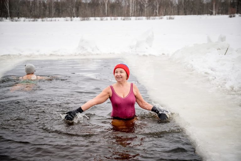 The Startling Benefits of Swimming in Cold Water During Menopause